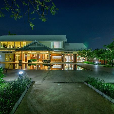 Hua Hin Condotel & Resort Taweeporn Exteriör bild